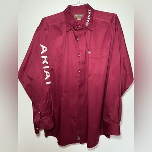 Ariat Team Logo Twill Fitted Longsleeve Button Up Shirt